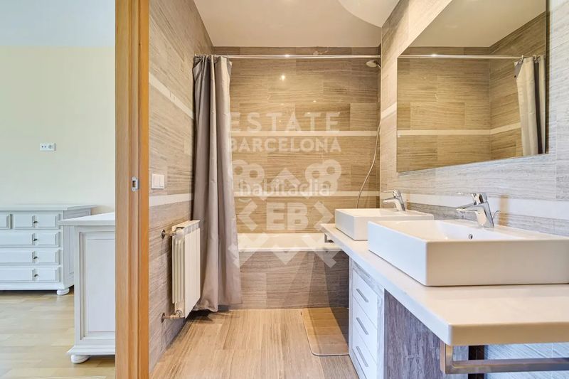 Foto 842cfd9c-bf09-4291-ace7-1b2696b1e630. Casa amb calefacció aparcament piscina a Urbanitzacions Platja d´Aro