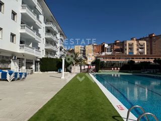 Flat  Carrer menorca. Piso con piscina