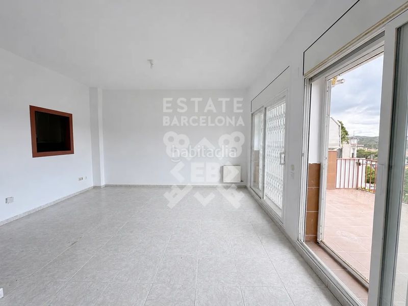 Foto 0a9f6224-4f77-436a-8edf-b3f4dcb11e6e. Casa adossada amb calefacció aparcament a Mas Baell-Can Carbó Lloret de Mar