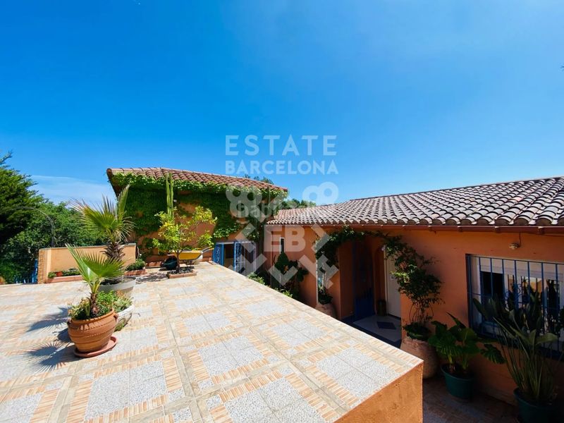Foto 700de3d0-4384-4c9e-b32d-2b27d7354d44. Casa amb calefacció aparcament piscina a Santa Maria de Llorell Tossa de Mar