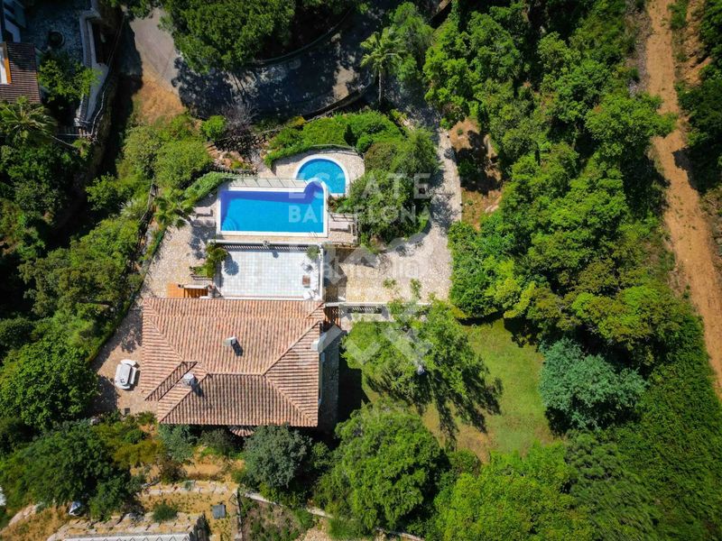 Foto 22efe6db-d289-44bf-a0c2-a7998d589e7a. Casa amb calefacció aparcament piscina a Santa Maria de Llorell Tossa de Mar