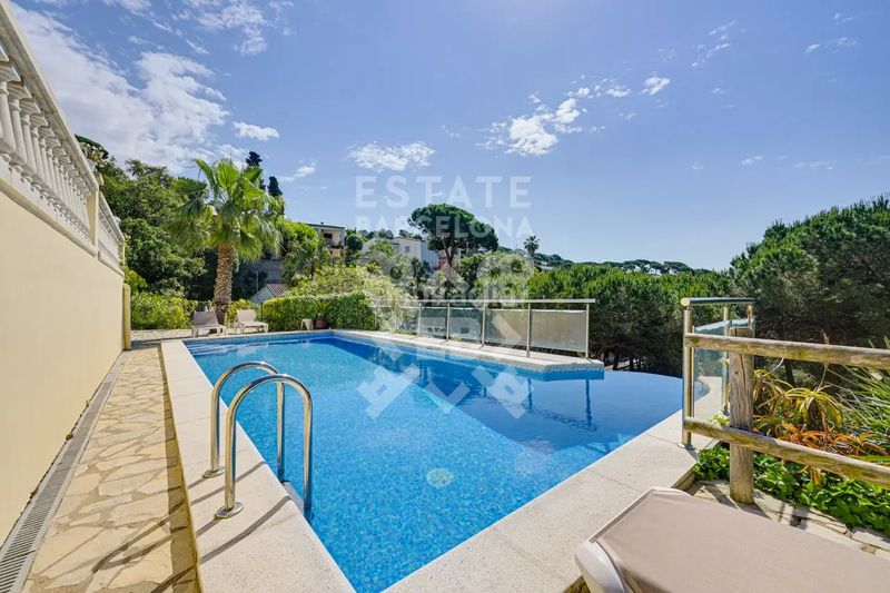 Foto 93b0f419-be2d-4bcc-b6c6-b950c7c91c2e. Casa amb calefacció aparcament piscina a Santa Maria de Llorell Tossa de Mar