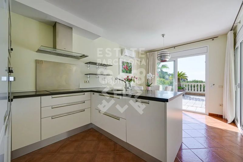 Foto abf0fd90-8cbb-4f0a-9ebf-e7e75485a410. Casa amb calefacció aparcament piscina a Santa Maria de Llorell Tossa de Mar