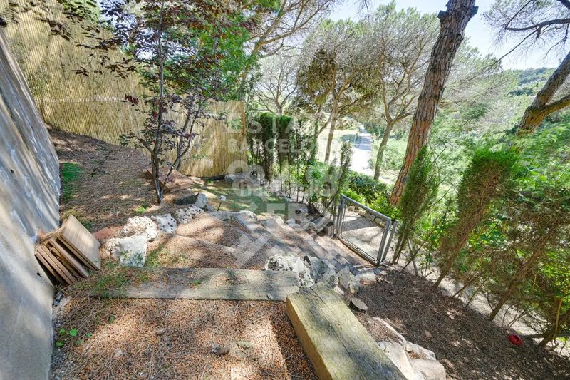 Foto 95ed16ae-aa8d-4a7a-9713-9c4b3bdbaa53. Casa adossada amb calefacció aparcament piscina a Mataró