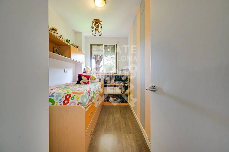 Foto ae75329a-efd1-4269-8550-094dab5f324e. Casa adossada amb calefacció aparcament piscina a Mataró