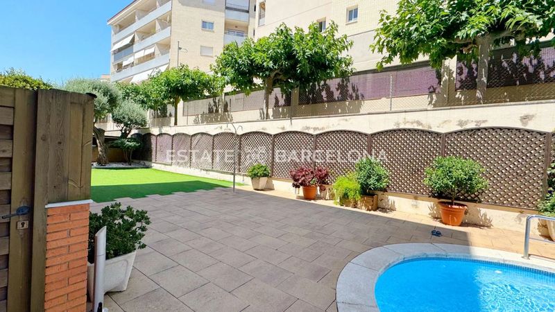 Foto f32cc5c1-989d-4911-a544-e6aa5b533cab. Àtic amb calefacció aparcament piscina a Fenals Lloret de Mar