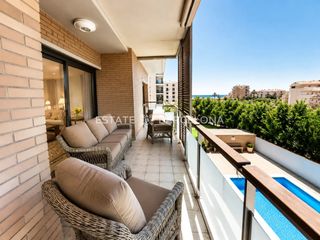 Piso  Carrer dels llescadors. Piso con vistas al mar