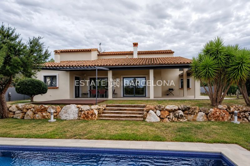 Foto e30bf3a6-0a01-433e-8221-82e7103d5f9d. Maison avec chauffage parking piscine dans Peralada
