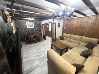 Casa en Puertas del sur - Guadabajaque. Unifamiliar en venta en sur  carrefour sur, 4 dormitorios.