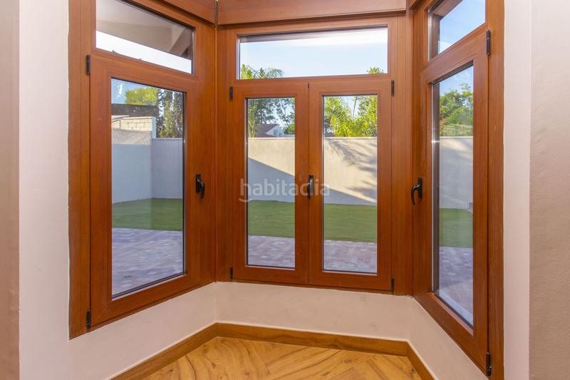 Foto 04639453-f7c3-4480-badf-db046f7d6861. Chalet  en venta en avda. álvaro domecq, 4 dormitorios. en Jerez de la Frontera