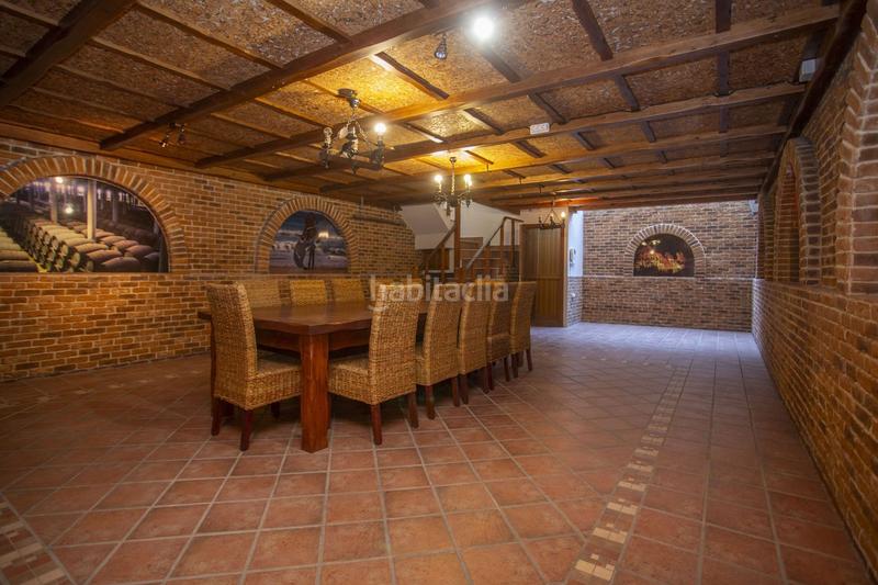 Foto 4f413366-2676-4fee-8dcd-d3dfcf93fe51. Chalet  en venta en avda. álvaro domecq, 4 dormitorios. en Jerez de la Frontera