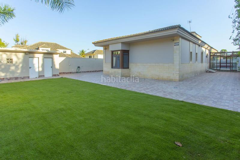 Foto 6c78d94e-06d8-405d-933f-ef4aefb000f8. Chalet  en venta en avda. álvaro domecq, 4 dormitorios. en Jerez de la Frontera