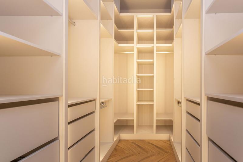 Foto 9d1f18d9-38eb-4d64-8d5f-db08f90d20bf. Chalet  en venta en avda. álvaro domecq, 4 dormitorios. en Jerez de la Frontera