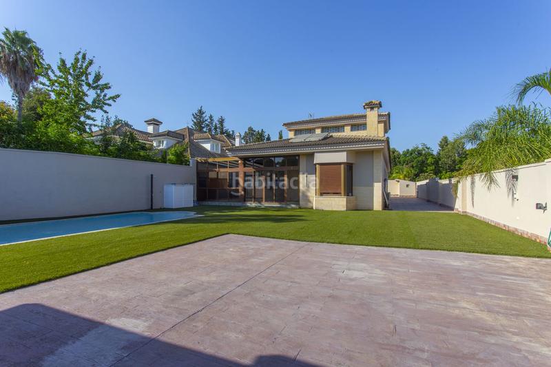 Foto ce0f0961-e76e-443a-93a6-850790a8d780. Chalet  en venta en avda. álvaro domecq, 4 dormitorios. en Jerez de la Frontera