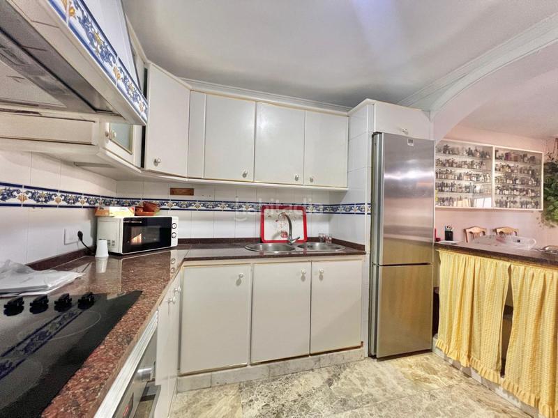 Foto 40d173f0-ece6-46a8-a275-2fd22b777745. Casa  en venta en sur federico mayo, 3 dormitorios. en Jerez de la Frontera