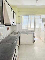 Pis a Asdrúbal - Bahía Blanca. Piso en venta en la estación  carlos iii, 3 dormitorios.