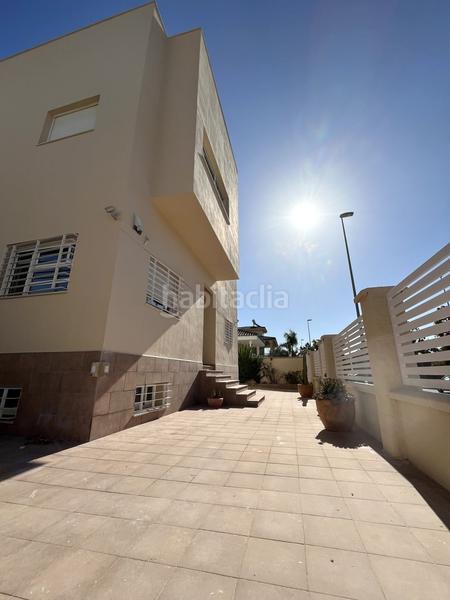 Foto 10d43e97-9940-47f8-b8cb-4fb3999d050a. Xalet amb aparcament a Parque Atlántico - Ronda este Jerez de la Frontera