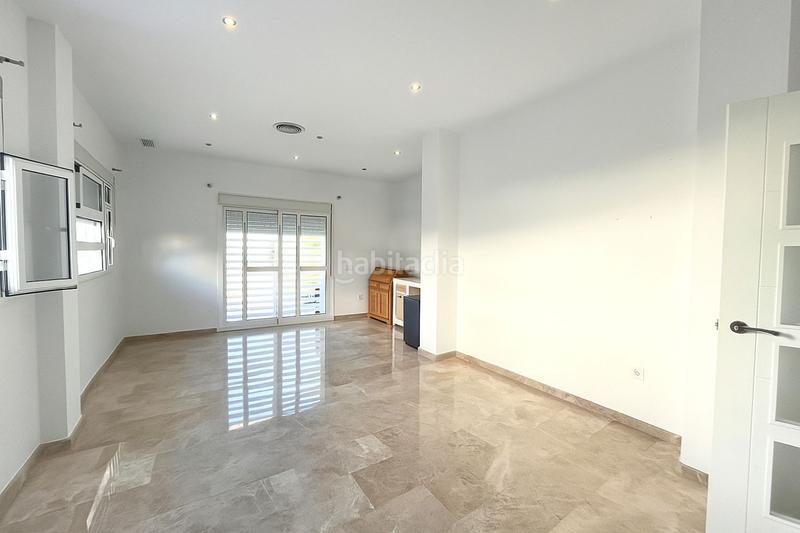 Foto 4abc18df-841e-49bf-b1d1-5e1fad472308. Xalet amb aparcament a Parque Atlántico - Ronda este Jerez de la Frontera