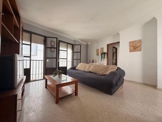 Etagenwohnung in Centro. Piso en venta en centro  plaza plateros, 3 dormitorios.