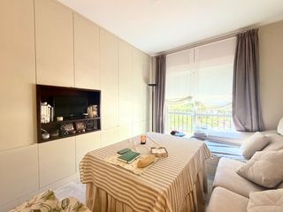 Miete Etagenwohnung in Parque Avenida. Piso en alquiler en centro  plaza del caballo, 2 dormitorios.