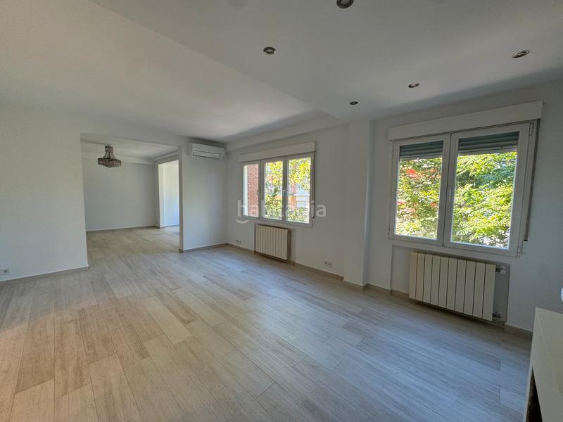 Foto 5b64bd47-e104-482c-a344-f80f1a099b7e. Flat in calle velayos 20 in Ciudad Universitaria Madrid