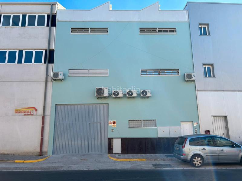Foto cce9ae01-f47f-4c5f-aa55-51e52d65a7fb. Affitto ufficio in calle vía apia 18 in Centro Montequinto