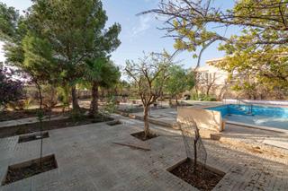 Xalet en Retamar. Se vende chalet independiente retamar