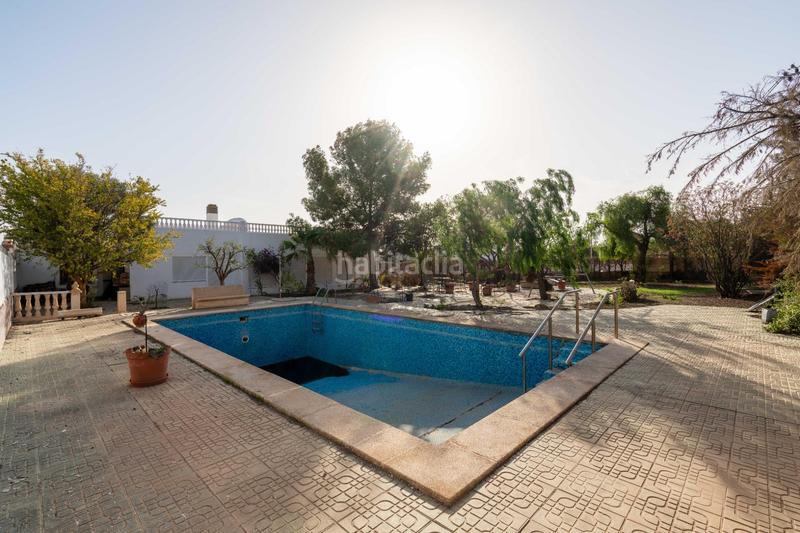 Foto 86169ac2-2750-459d-ba72-3e7b428e6148. Chalet se vende chalet independiente Retamar en Retamar Almería