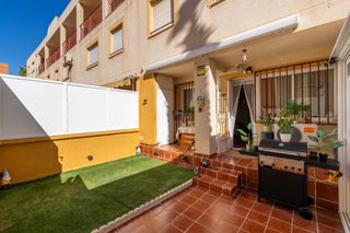 Duplex  Camino espina de la (retamar). Se vende dúplex en retamar