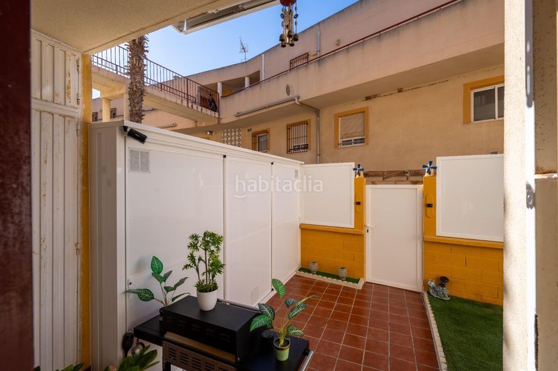 Foto ff6401d5-74aa-47da-8873-173fa043aecc. Dúplex amb piscina a Retamar Almería