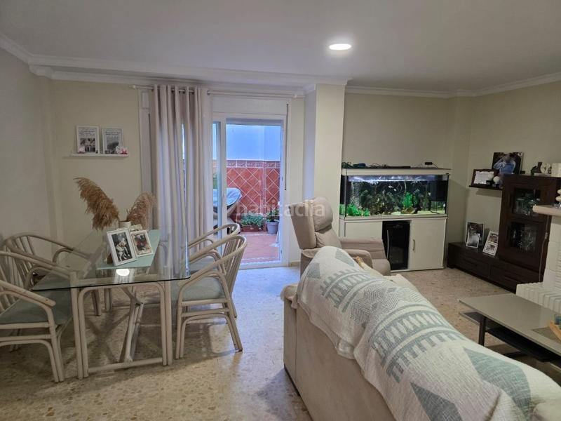 Foto 18d6ab35-686a-4a06-9a4b-64ad3354b9ce. Casa a schiera con parcheggio in San Pedro-Gabriel Miró-María Guerrero Línea de la Concepción (La)