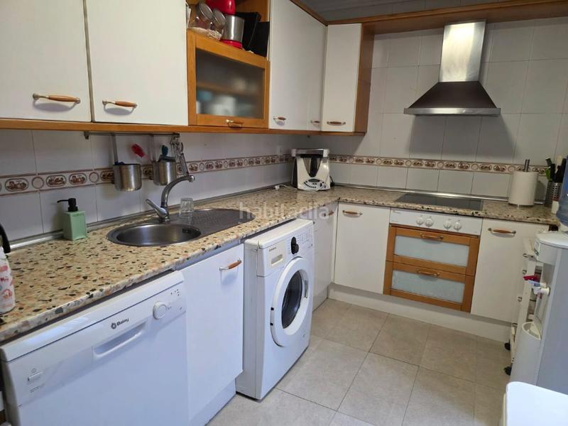 Foto 29d61a0b-c352-407e-a488-101cb5d28f21. Casa adossada amb aparcament a San Pedro-Gabriel Miró-María Guerrero Línea de la Concepción (La)