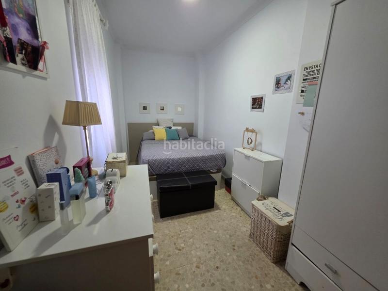 Foto a6a0a89a-6ae8-406e-b360-f51020451247. Casa adossada amb aparcament a San Pedro-Gabriel Miró-María Guerrero Línea de la Concepción (La)