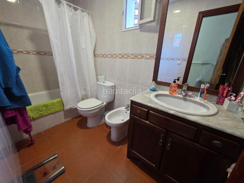 Foto c4a7f49f-728a-489b-b34a-f78cd5053ae3. Casa adossada amb aparcament a San Pedro-Gabriel Miró-María Guerrero Línea de la Concepción (La)