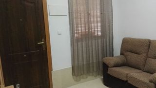 Casa adossada a San Pedro-Gabriel Miró-María Guerrero. Se vende casita de 1 dormitorio!!