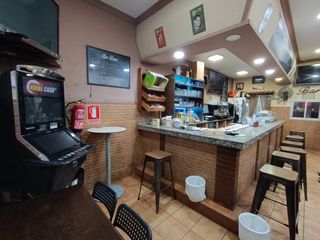 Business premise in Mondejar-Junquillos. Venta de local en pleno funcionamiento