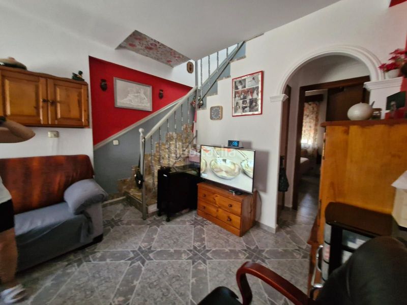 Foto 377f4bf4-ad6d-4cad-b2ea-ff575f492ef0. Casa adossada a La Atunara-Periáñez Línea de la Concepción (La)