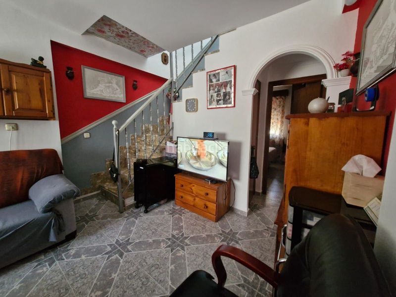 Foto bfb00ede-29fa-4ec8-be33-15b6fd172c5d. Casa adossada a La Atunara-Periáñez Línea de la Concepción (La)
