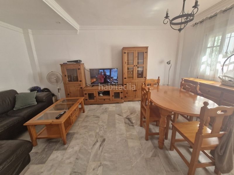 Foto 0b5f0b1e-e2da-4e3d-9db6-30f754ad44f9. Casa adossada a El Zabal-Santa Margarita Línea de la Concepción (La)