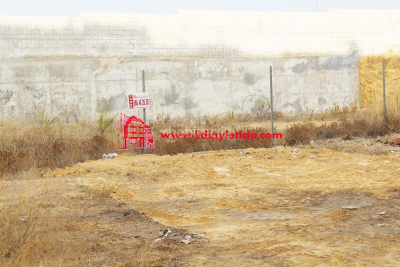 Foto 658554c6-27ce-4f9e-acf8-358322a8d82b. Terreno residencial solar urbano en alcala de guadaira en Alcalá de Guadaira
