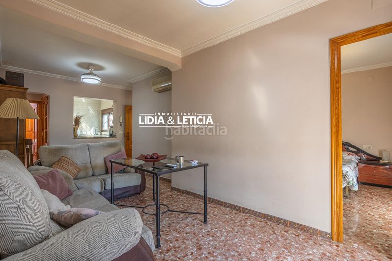 Foto a1e29774-ef29-4d30-859b-0a084d5e57cc. Casa amb calefacció a La Paz Alcalá de Guadaira