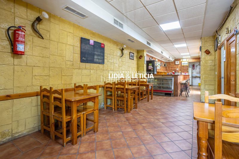 Foto aa6aa3b2-039d-4e74-bc76-aebd384e20a2. Casa amb calefacció a La Paz Alcalá de Guadaira