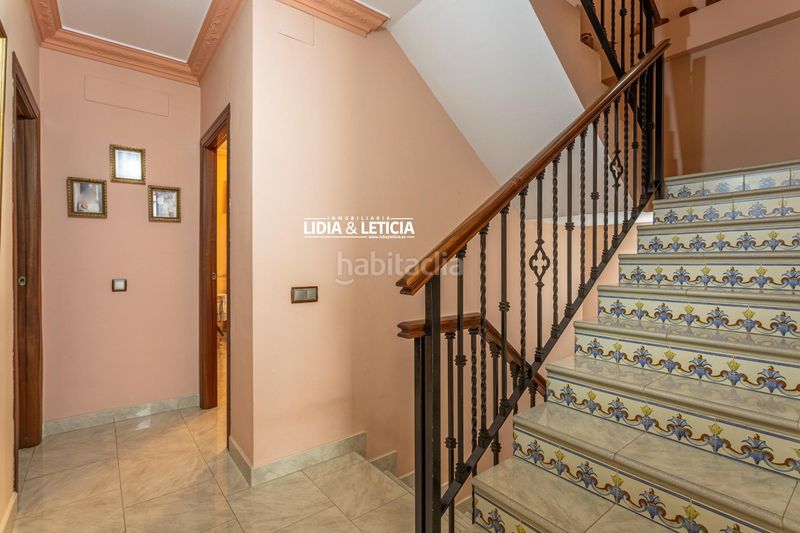 Foto 5260f502-051f-4ab9-a08b-f965a01e9683. Casa amb aparcament a Mairena del Alcor