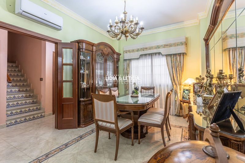 Foto 6bbf6c82-6cbc-470d-a288-5c0f4a97c0d4. Casa amb aparcament a Mairena del Alcor