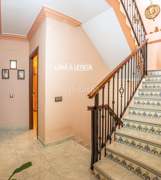 Foto a1b6e3ab-8666-4cfa-9c3c-bf0e20c6c9ba. Casa amb aparcament a Mairena del Alcor