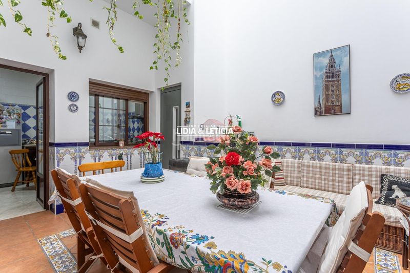 Foto ffa4b33f-cb16-46da-aa52-fa74fbcd81ed. Casa amb aparcament a Mairena del Alcor