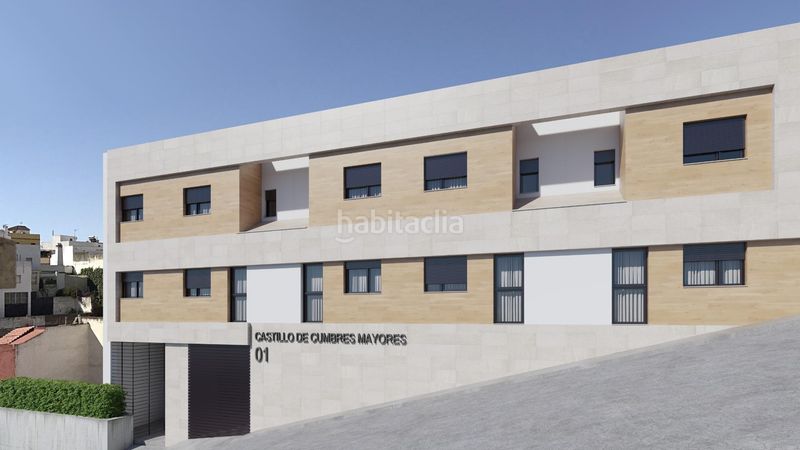 Foto 4bbe3d94-7172-42e2-9a6c-effe7a503022. Casa amb calefacció aparcament piscina a Centro Alcalá de Guadaira