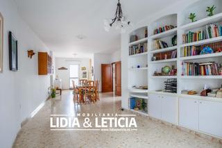 House in Centro. Casa en planta alta en alcalá de guadaíra zona centro