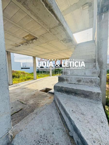 Foto 14dd8244-1838-4814-be10-8ad502b74702. Terreno residencial solar con estructura y cimentacion terminada en alcala de guadaria en Alcalá de Guadaira