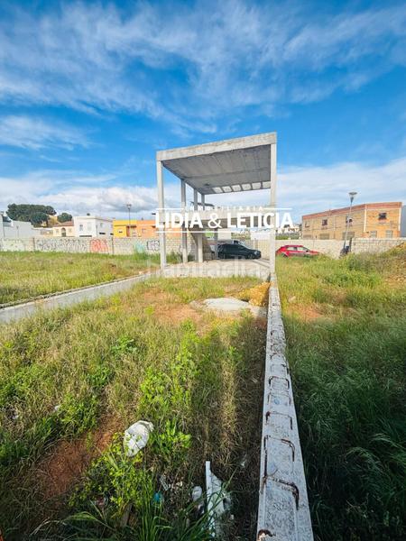Foto 7e7fa896-ed76-43aa-9a0d-66e1ab04a37d. Terreno residencial solar con estructura y cimentacion terminada en alcala de guadaria en Alcalá de Guadaira